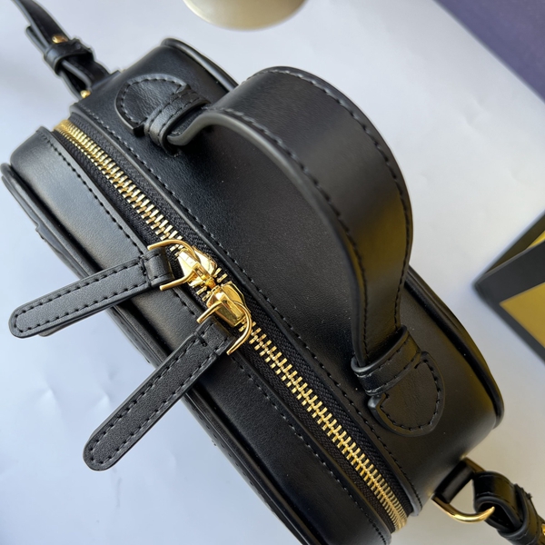 スーパーコピーブランドバッグ内部構造